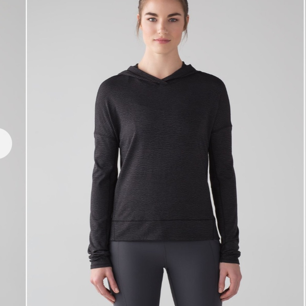 Lululemon Squad Goals Hoodie
Sheer Luon Pebble Jacquard V2 Black Blue Tied 4